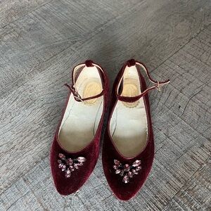 Joyfolie Mia Joy Velvet Penny flats size 1 Burgundy Red